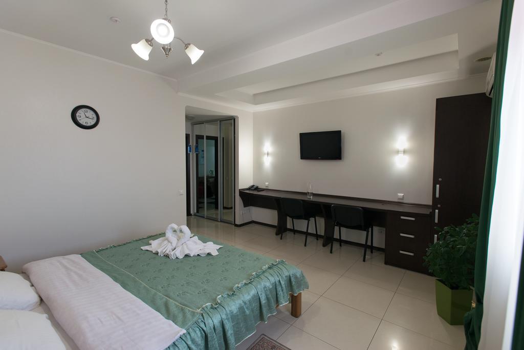 Lotos Apartments Odesa Habitación foto